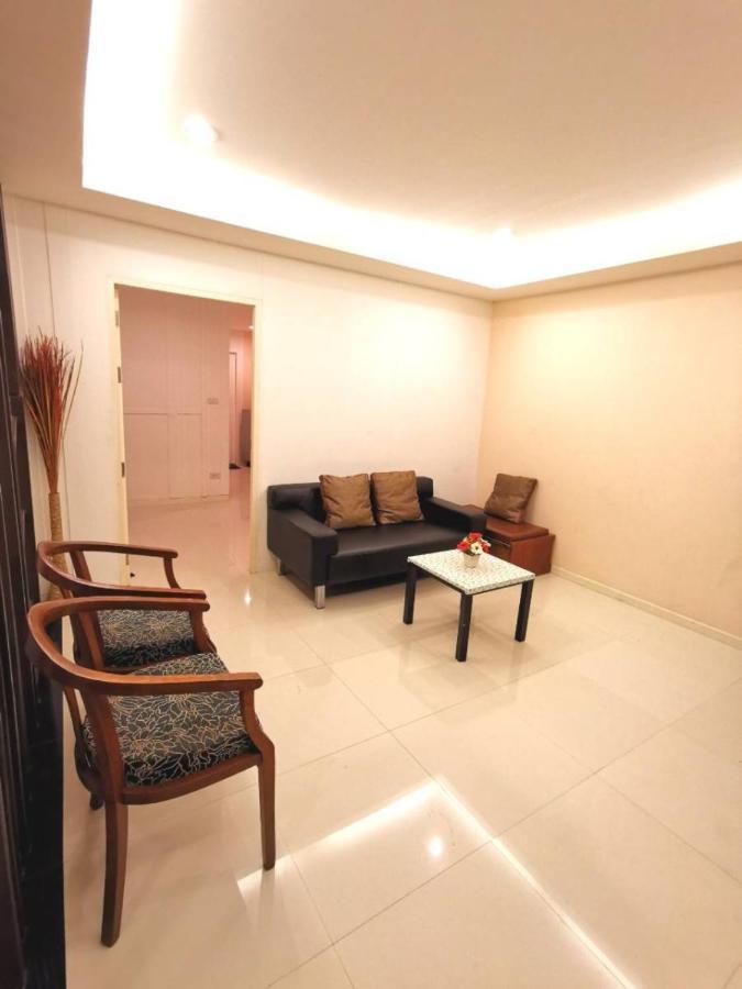 Pon House Hotel Chalong Exterior foto